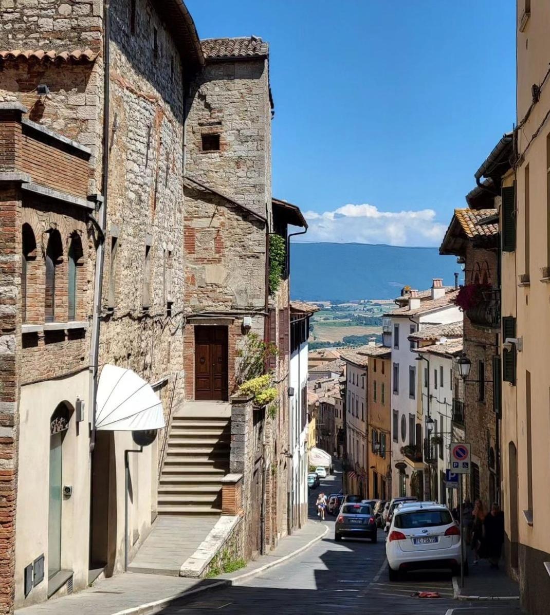 Residenza Le Ortensie Todi Bagian luar foto
